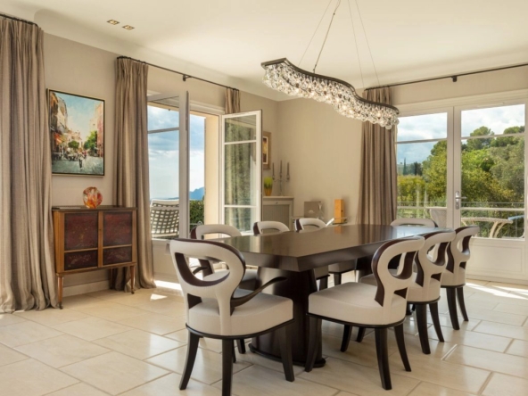 Villa For Sale in Cannes (2)
